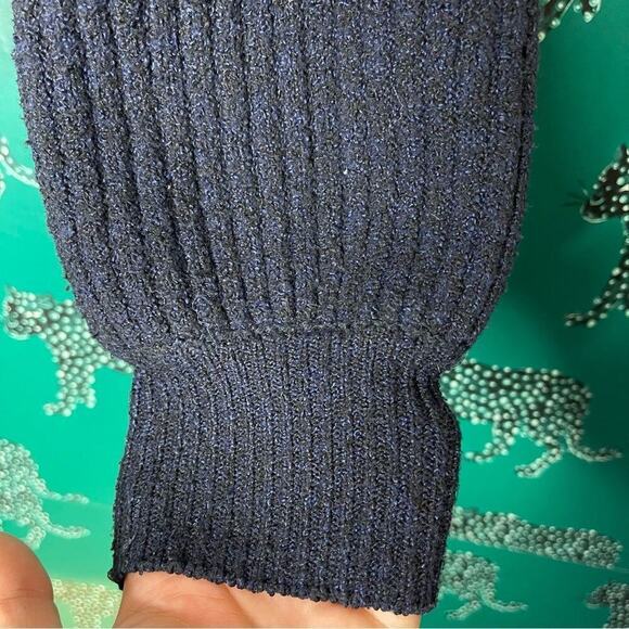 Forever 21 Dark Blue Knit Cross Diamond Pattern Stretchy Sweater Size S - Picture 4 of 9